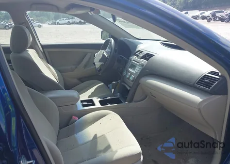 2007 Toyota Camry Le z USA, uszkodzony, nr VIN 4T1BE46K37U149558